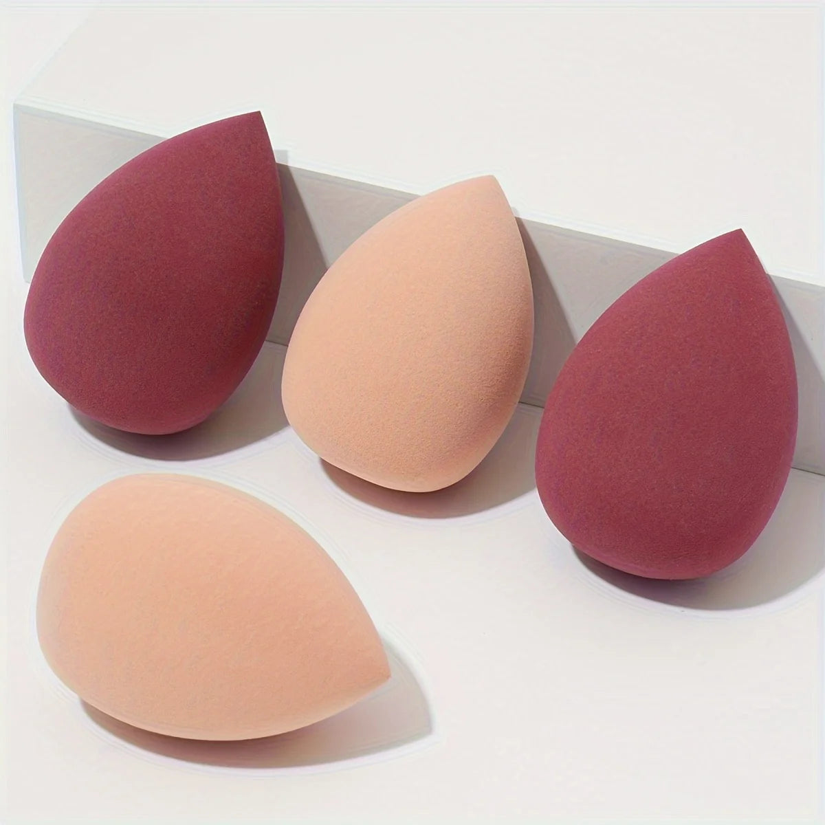 4/8 Foundation Blender; Cosmetics Sponge; Smooth Foundation; Concealing Beauty Sponge; Makeup Blender;